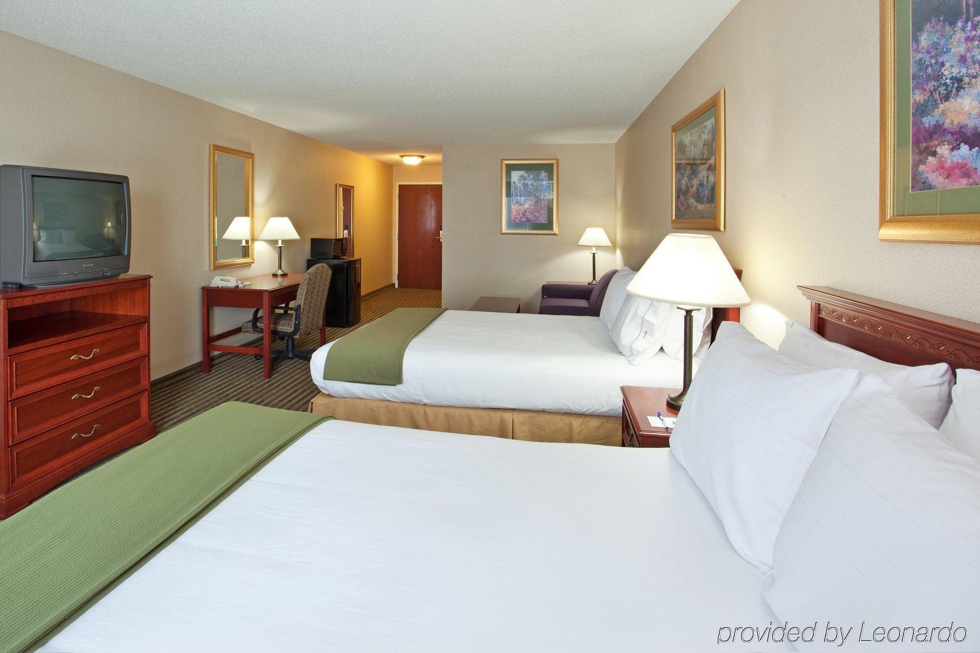Holiday Inn Express Hotel & Suites Circleville By Ihg Kültér fotó