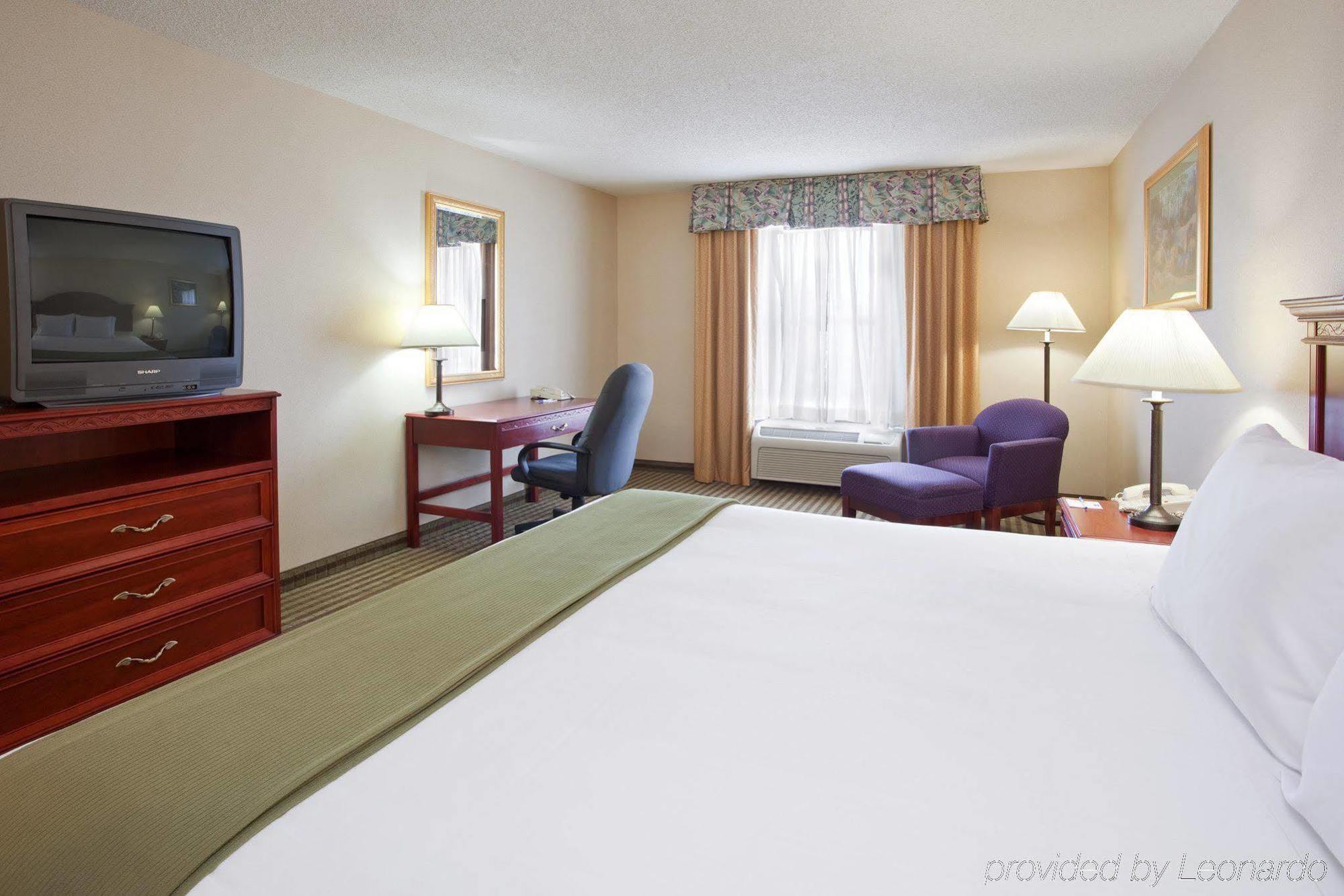 Holiday Inn Express Hotel & Suites Circleville By Ihg Kültér fotó
