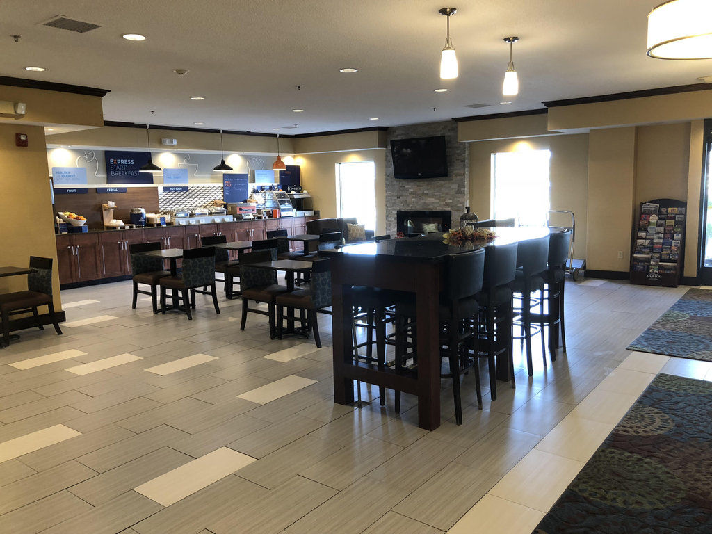 Holiday Inn Express Hotel & Suites Circleville By Ihg Kültér fotó
